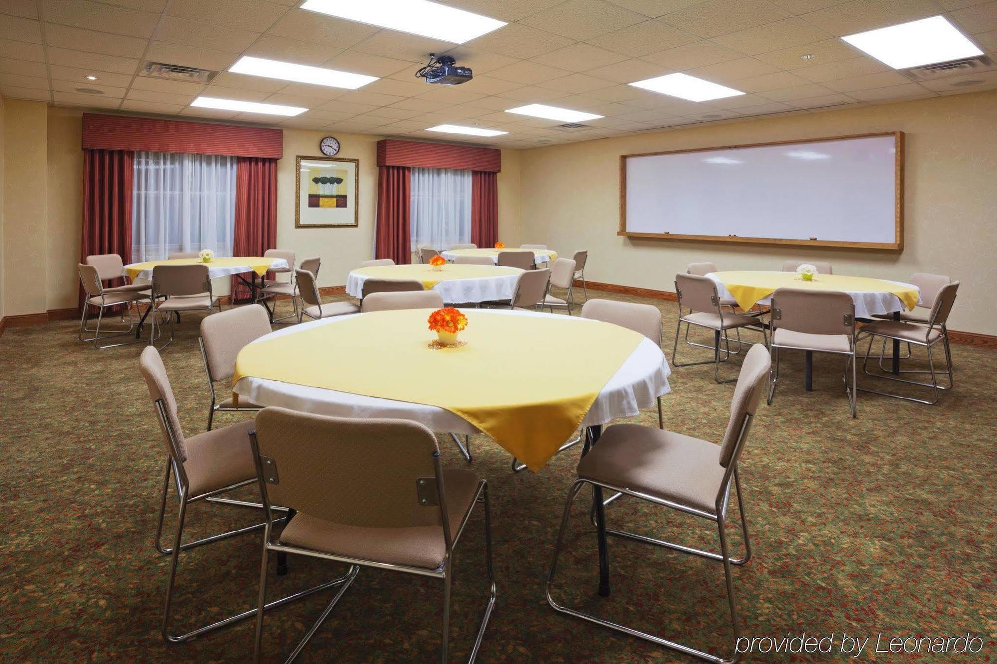 Country Inn & Suites By Radisson, Ithaca, Ny Afaceri foto